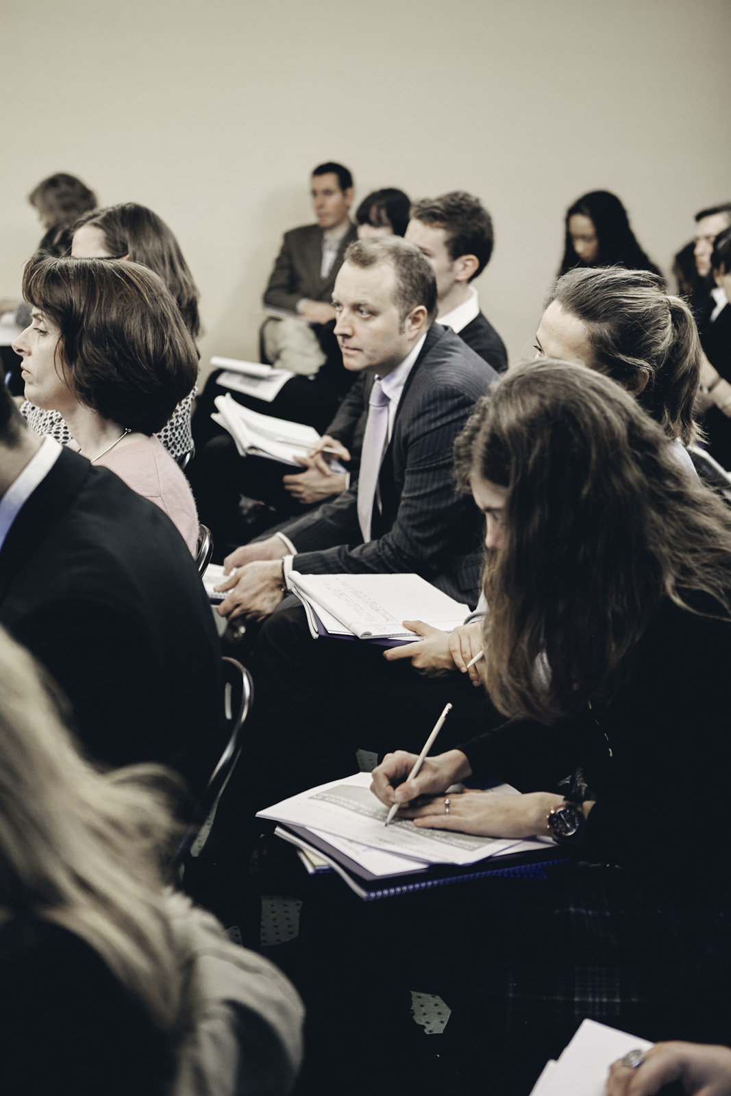 Concurrences Journal Paris : lawyers talks and seminars in Paris. Giovanni Ambrosio Corporate photography